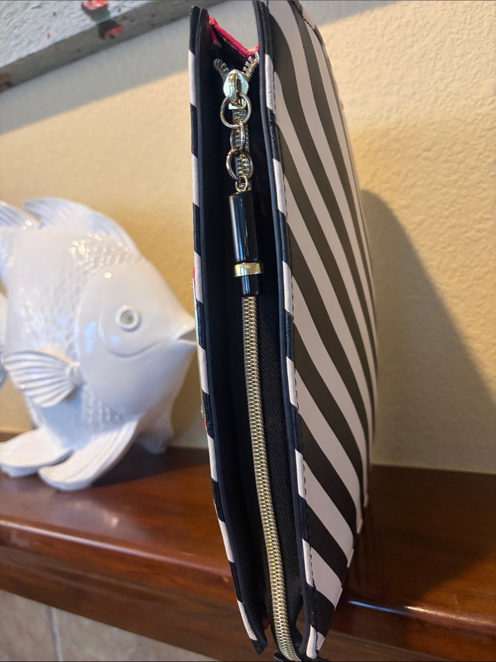 Betsey Johnson Black & White Diagonal Stripe Pouch with Pink Trim - Picture 7 of 9